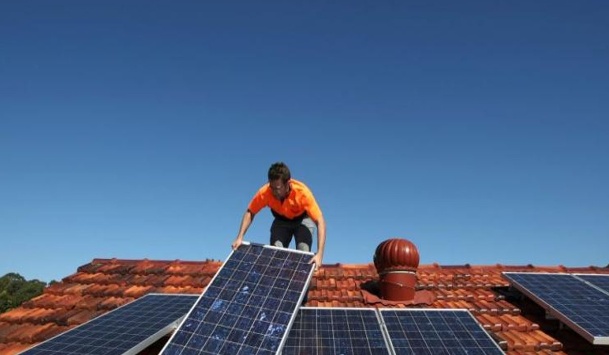 How to Install Solar Panels: The Easiest Way